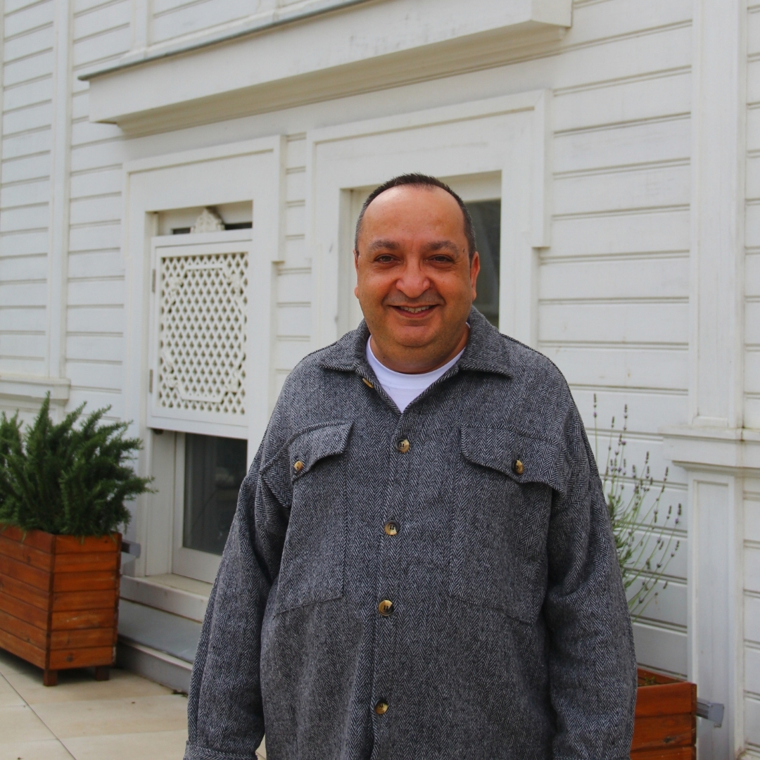 Enis Ertuna profile photo